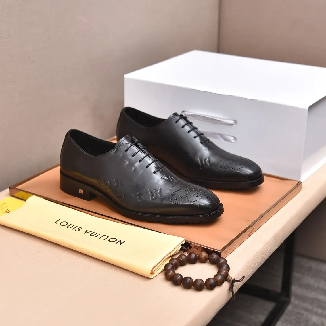 Men's shoes💰480📛📛【LOUIS VUITTON】(Quan Niu Li) Louis Vuitton 2023 official website synchronized new products👟Milan fashion catwalk style🇰🇾🇰🇾LV family logo, celebrity style, a must-have for fashionistas⚠️First layer calfskin➕cowhide lining➕Official website original version special outsole👞Number 38-44